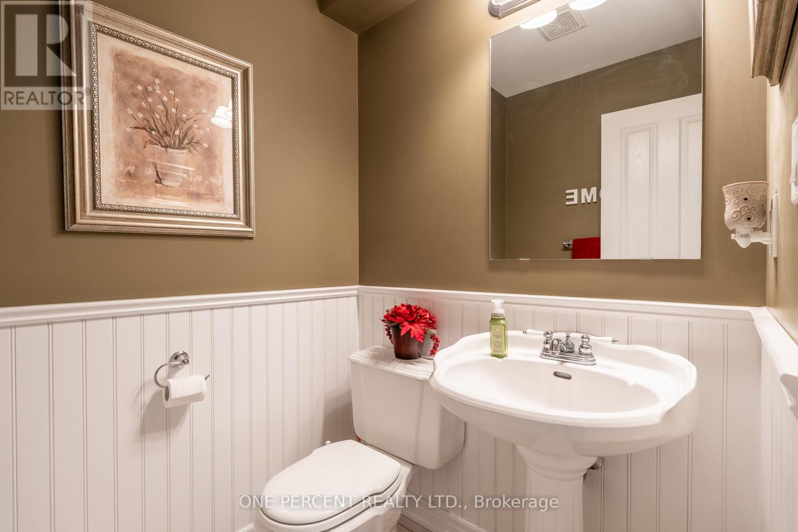 286 Fall Fair Way, Hamilton, Ontario  L0R 1C0 - Photo 16 - X12411532