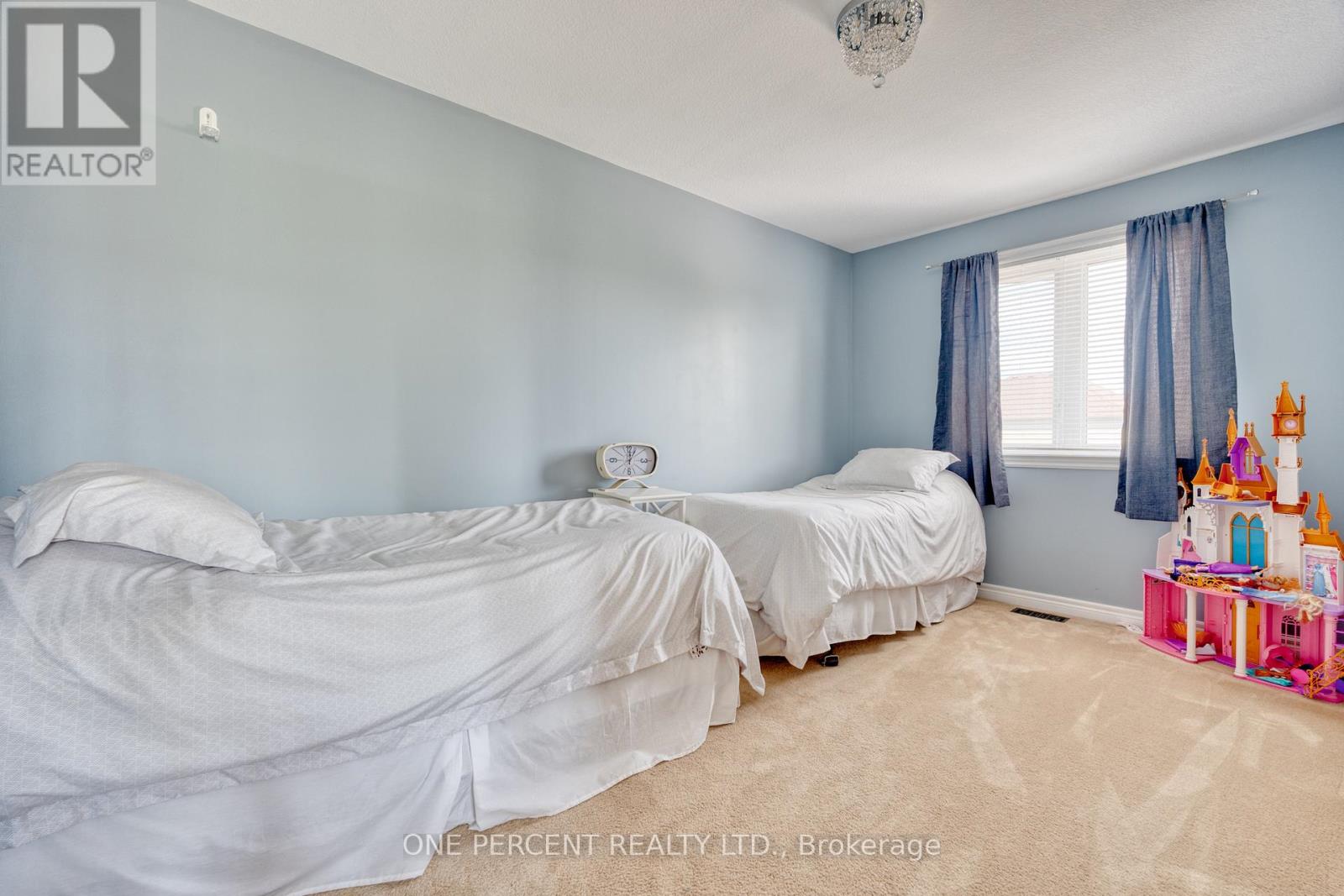 286 Fall Fair Way, Hamilton, Ontario  L0R 1C0 - Photo 23 - X12411532