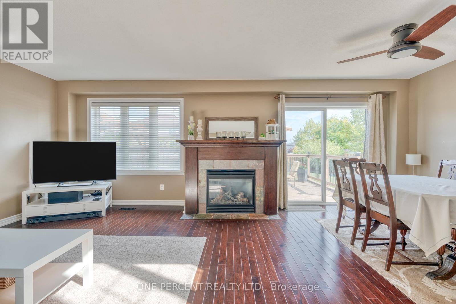 286 Fall Fair Way, Hamilton, Ontario  L0R 1C0 - Photo 6 - X12411532
