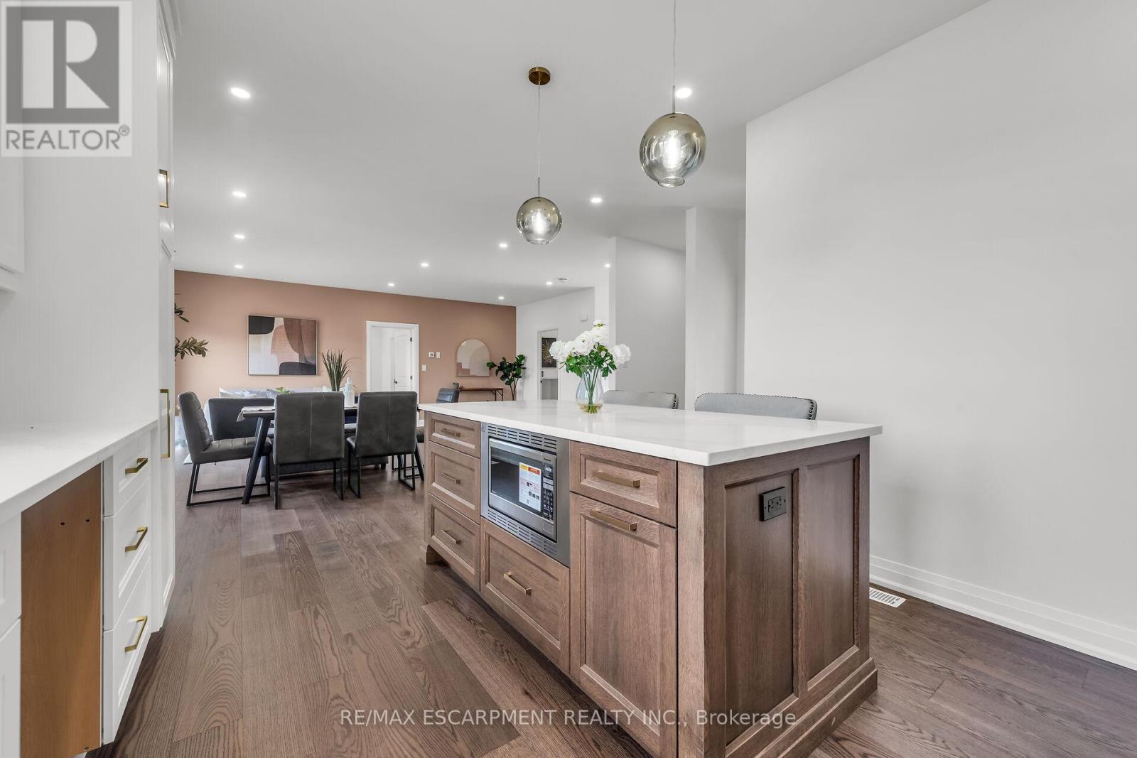 519 Concession 14 Walpole Road, Haldimand, Ontario  N0A 1H0 - Photo 11 - X12411606