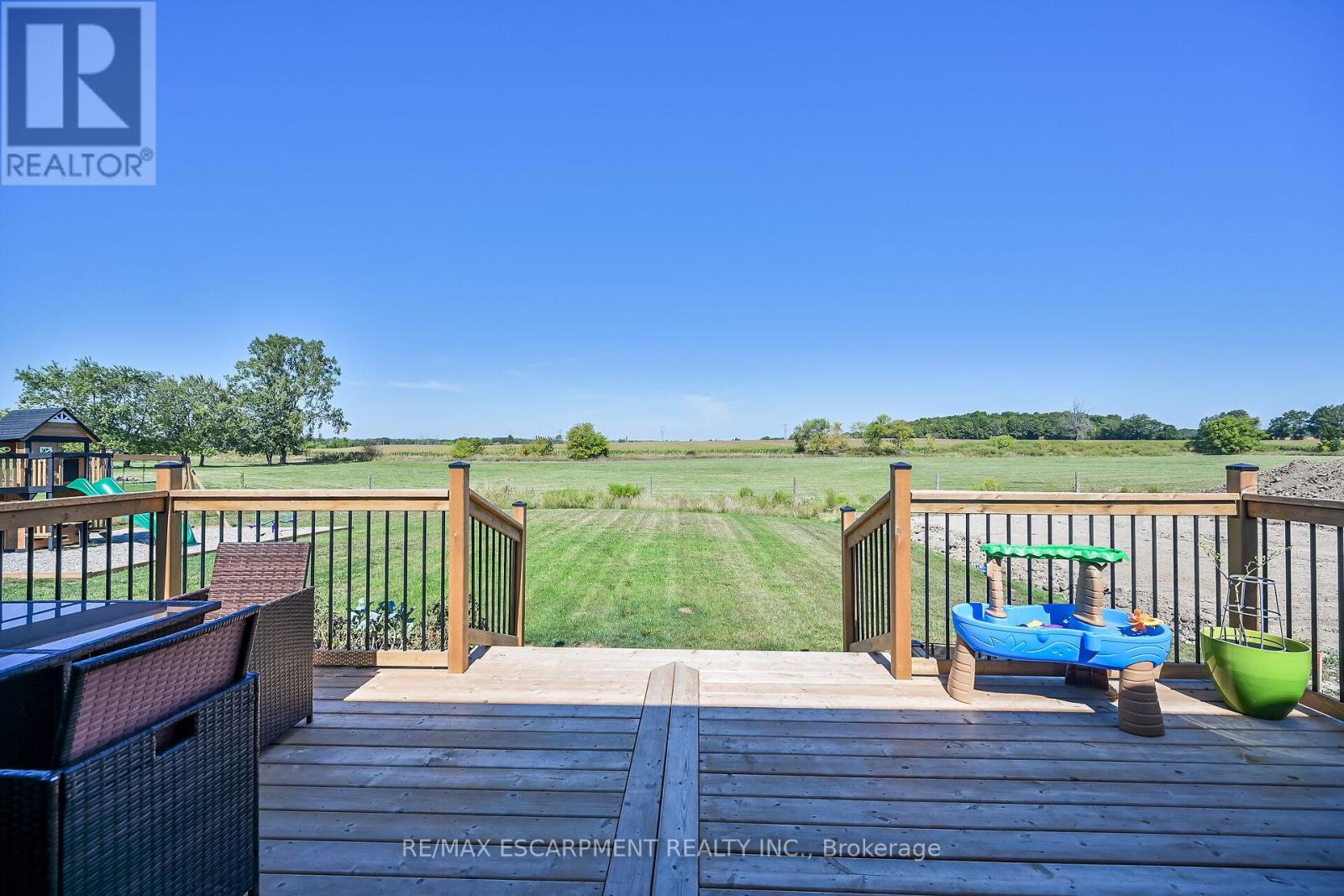 519 Concession 14 Walpole Road, Haldimand, Ontario  N0A 1H0 - Photo 4 - X12411606