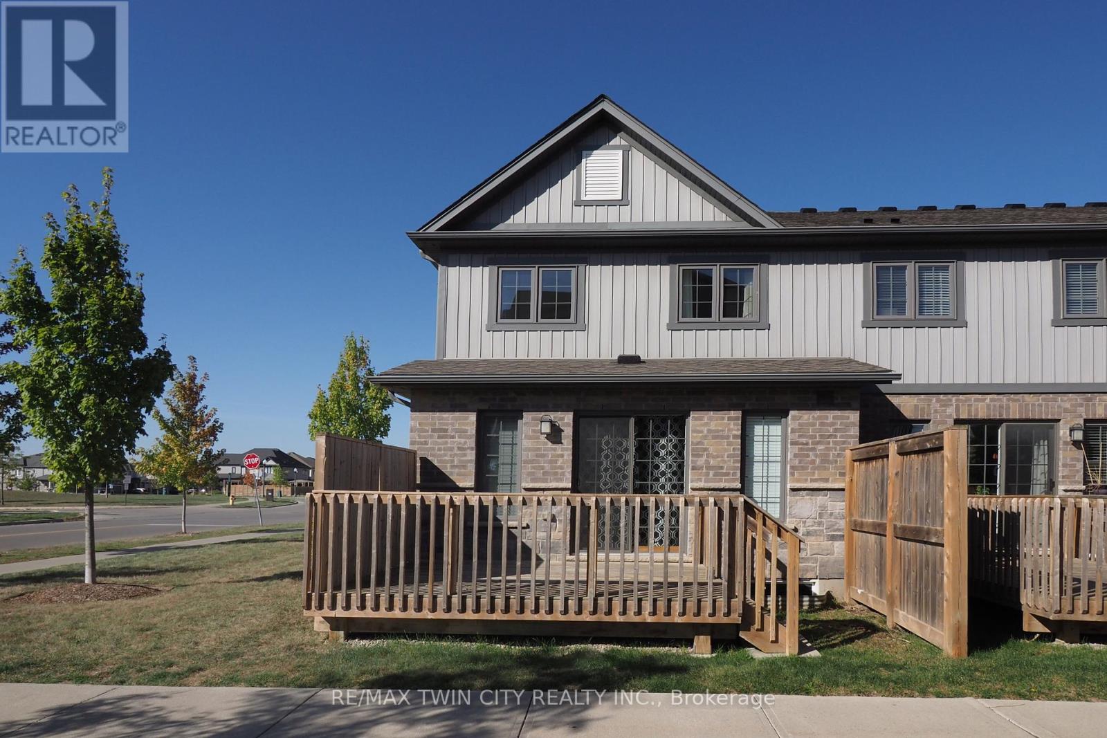 181 South Creek Drive, Kitchener, Ontario  N2P 0E1 - Photo 31 - X12411674
