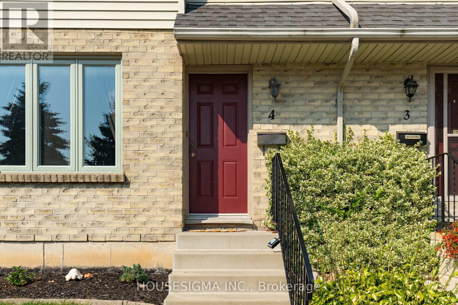 4 - 1225 Cheapside Street, London East, Ontario  N5Y 5M8 - Photo 2 - X12412021