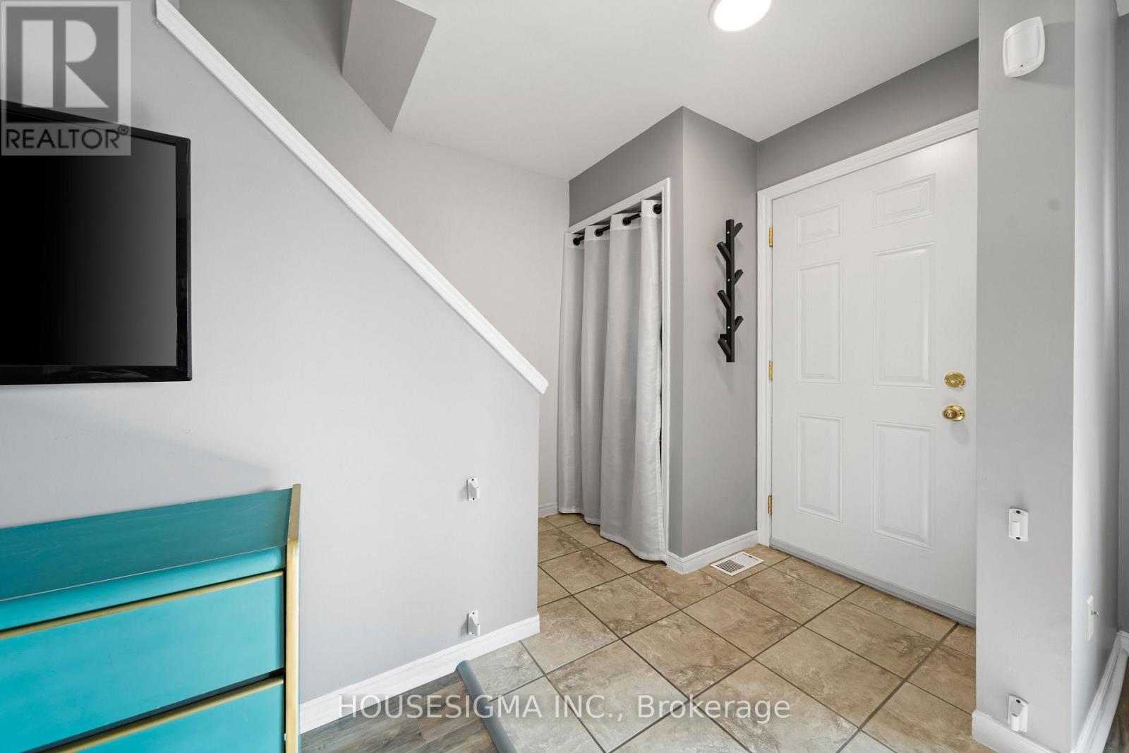 4 - 1225 Cheapside Street, London East, Ontario  N5Y 5M8 - Photo 3 - X12412021