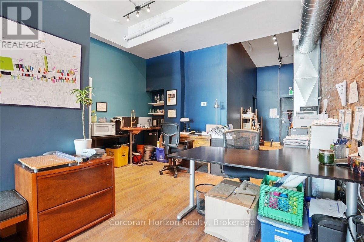 Main - 659 Barton Street E, Hamilton, Ontario  L8N 1C7 - Photo 16 - X12411956