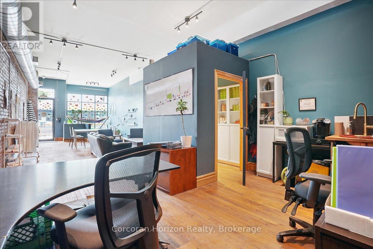 Main - 659 Barton Street E, Hamilton, Ontario  L8N 1C7 - Photo 18 - X12411956