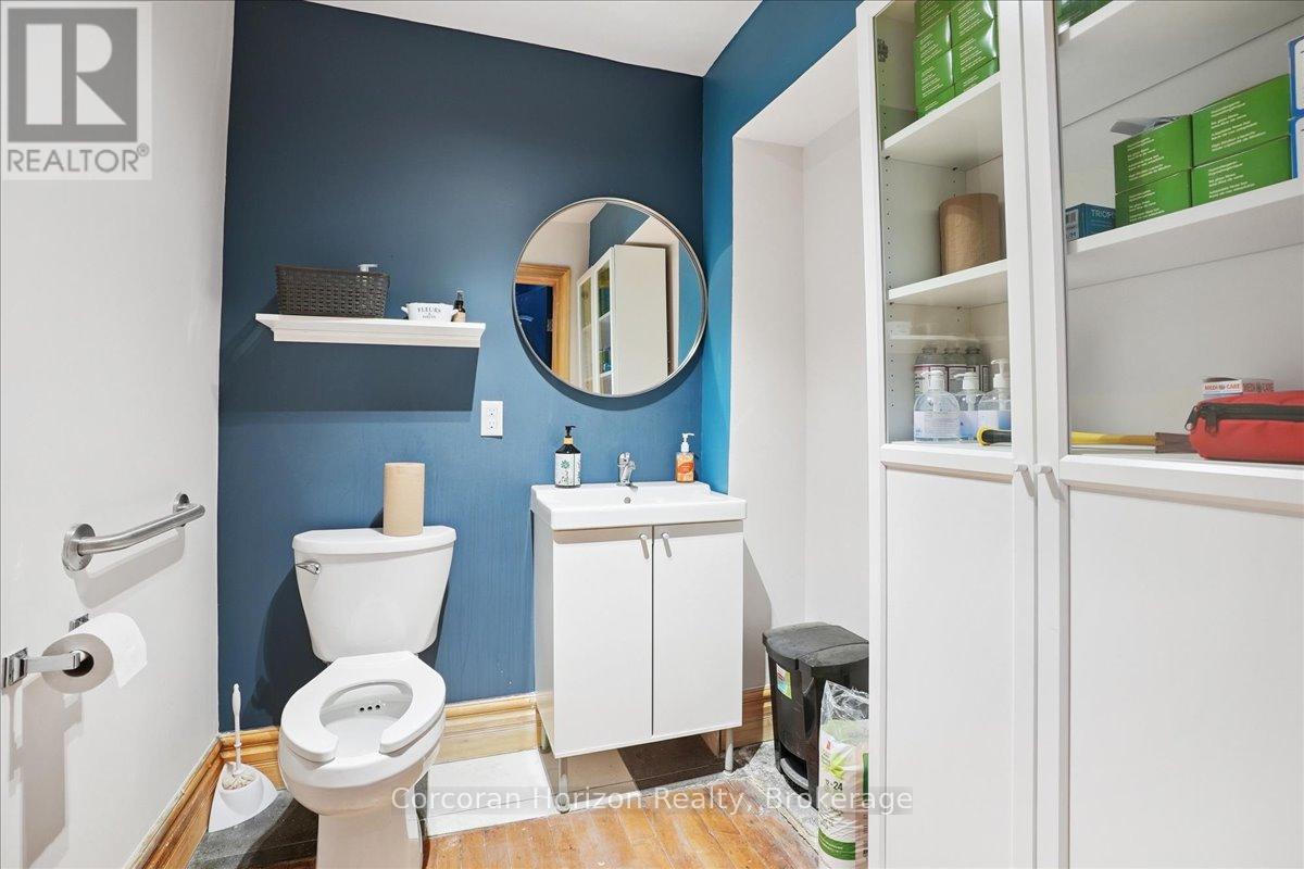 Main - 659 Barton Street E, Hamilton, Ontario  L8N 1C7 - Photo 19 - X12411956