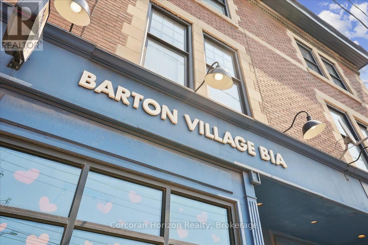 Main - 659 Barton Street E, Hamilton, Ontario  L8N 1C7 - Photo 3 - X12411956