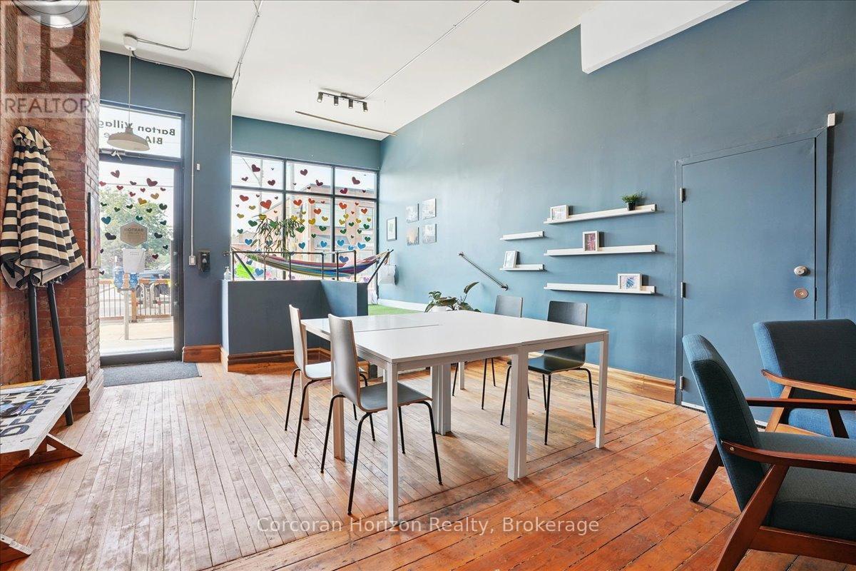 Main - 659 Barton Street E, Hamilton, Ontario  L8N 1C7 - Photo 6 - X12411956