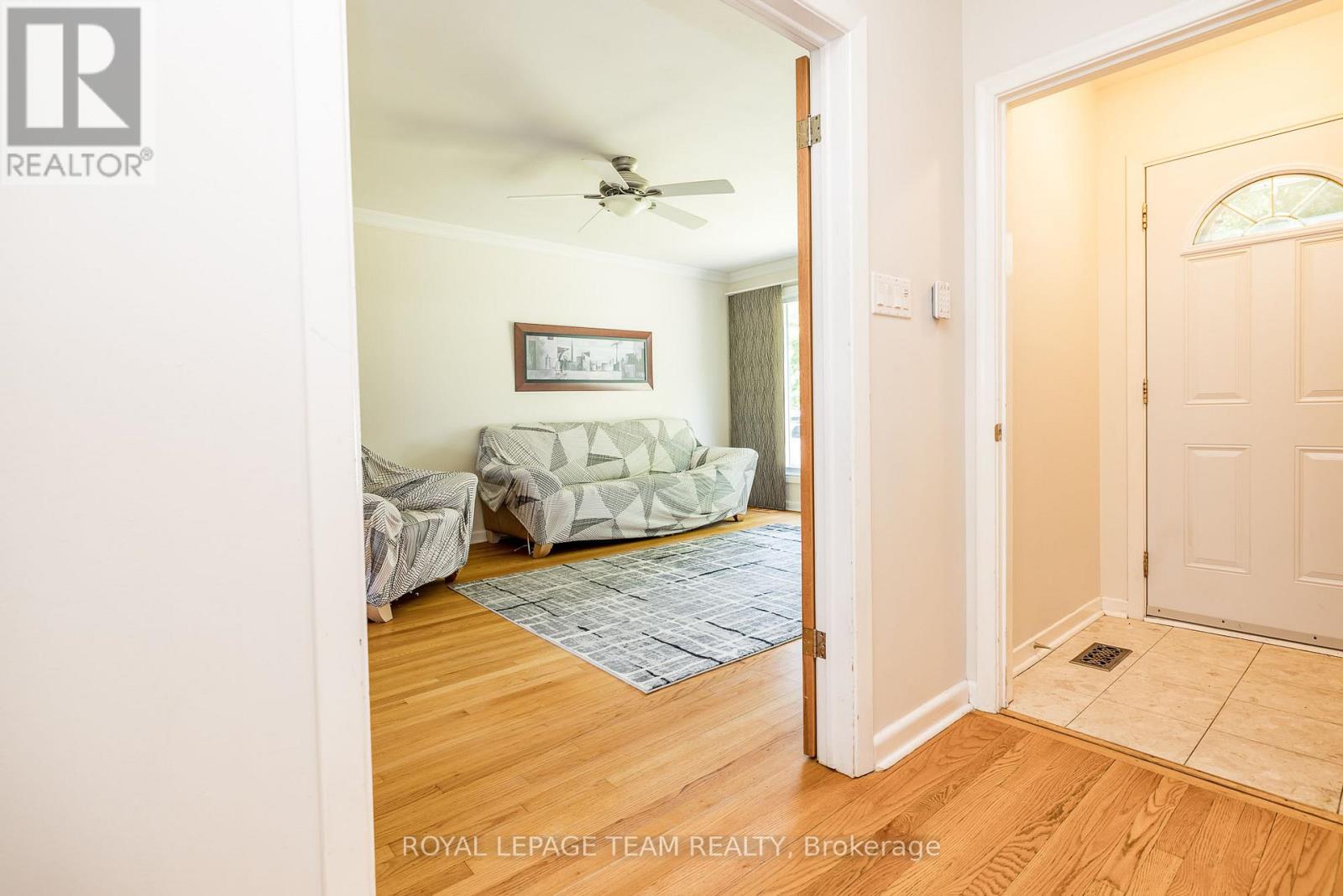 2740 Moncton Road, Ottawa, Ontario  K2B 7W1 - Photo 8 - X12411884