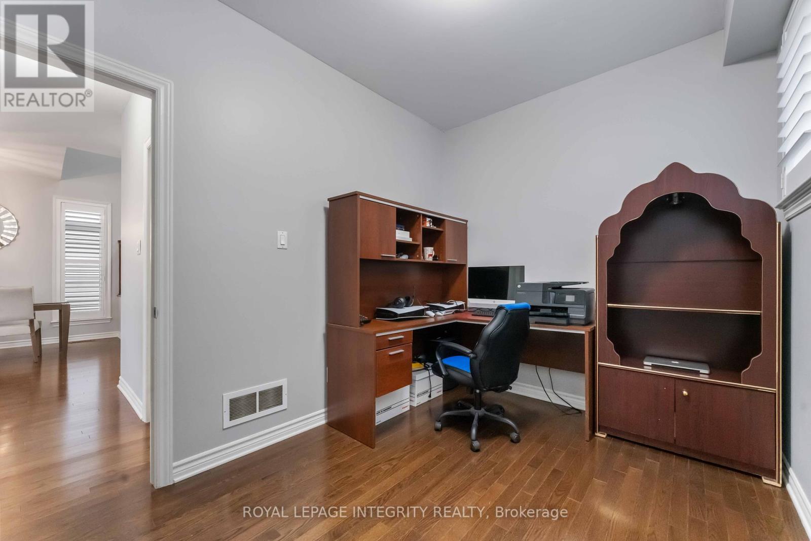 563 Egret Way, Ottawa, Ontario  K2J 0E3 - Photo 16 - X12411922