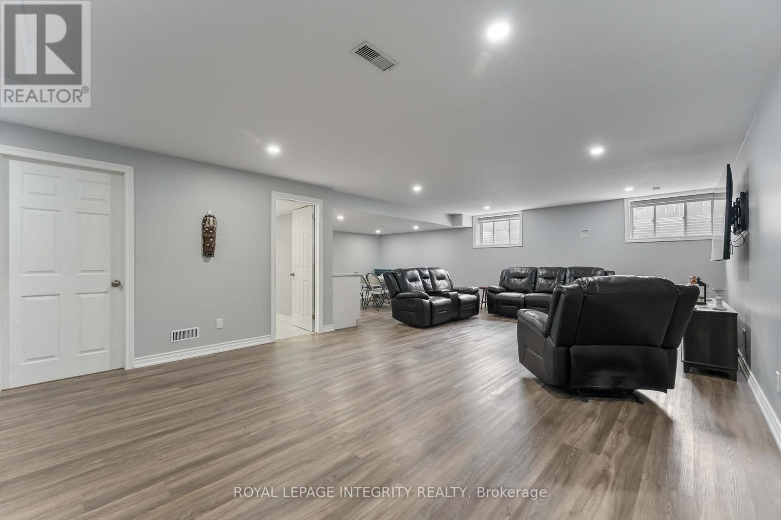 563 Egret Way, Ottawa, Ontario  K2J 0E3 - Photo 38 - X12411922