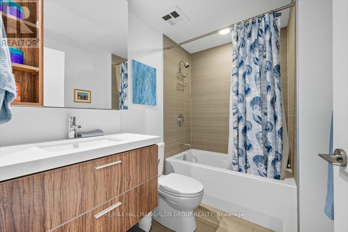450 - 340 Mcleod Street, Ottawa, Ontario  K2P 1A4 - Photo 8 - X12411942
