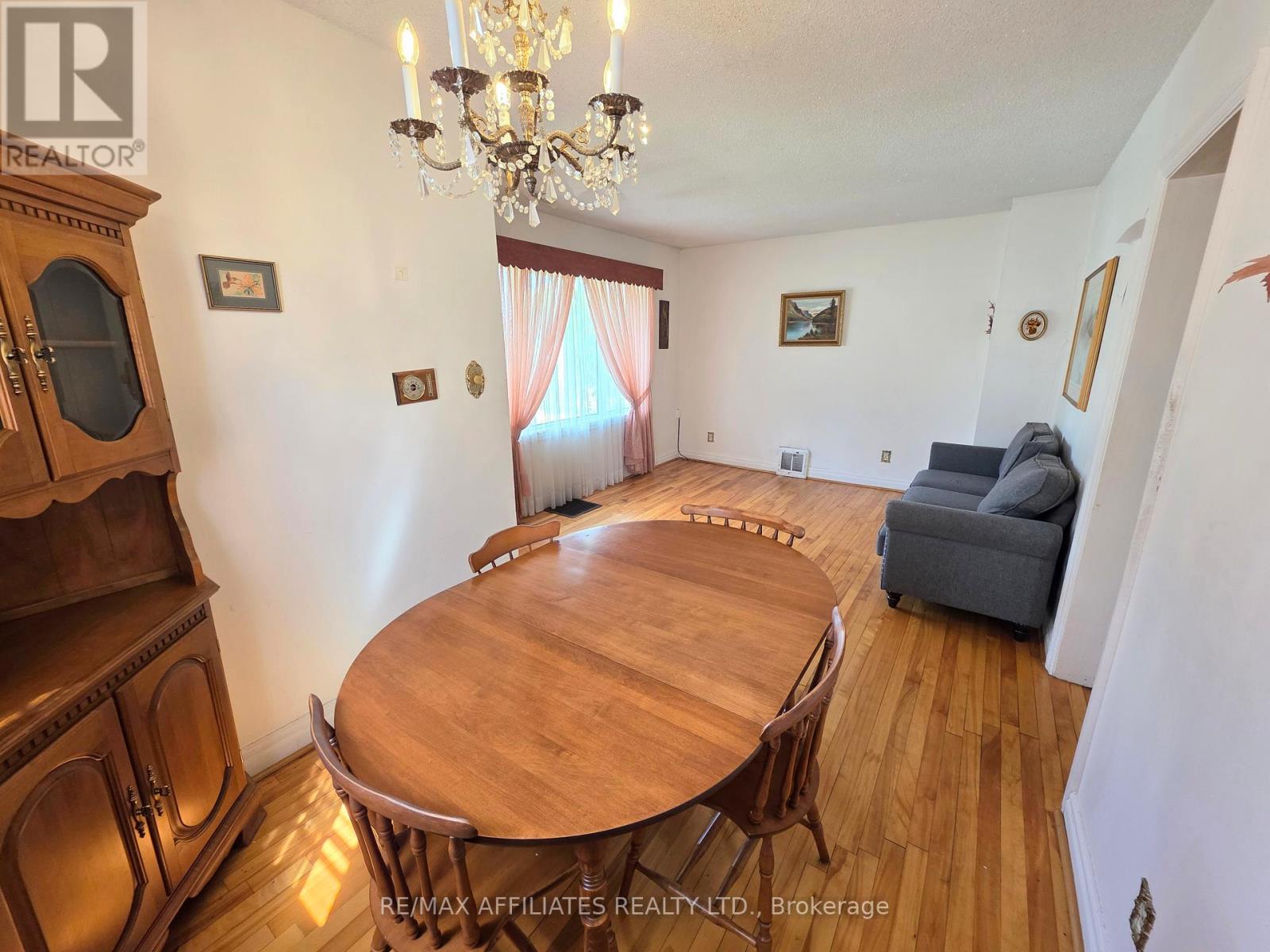 41 Elgin Street W, Smiths Falls, Ontario  K7A 3C5 - Photo 10 - X12412030