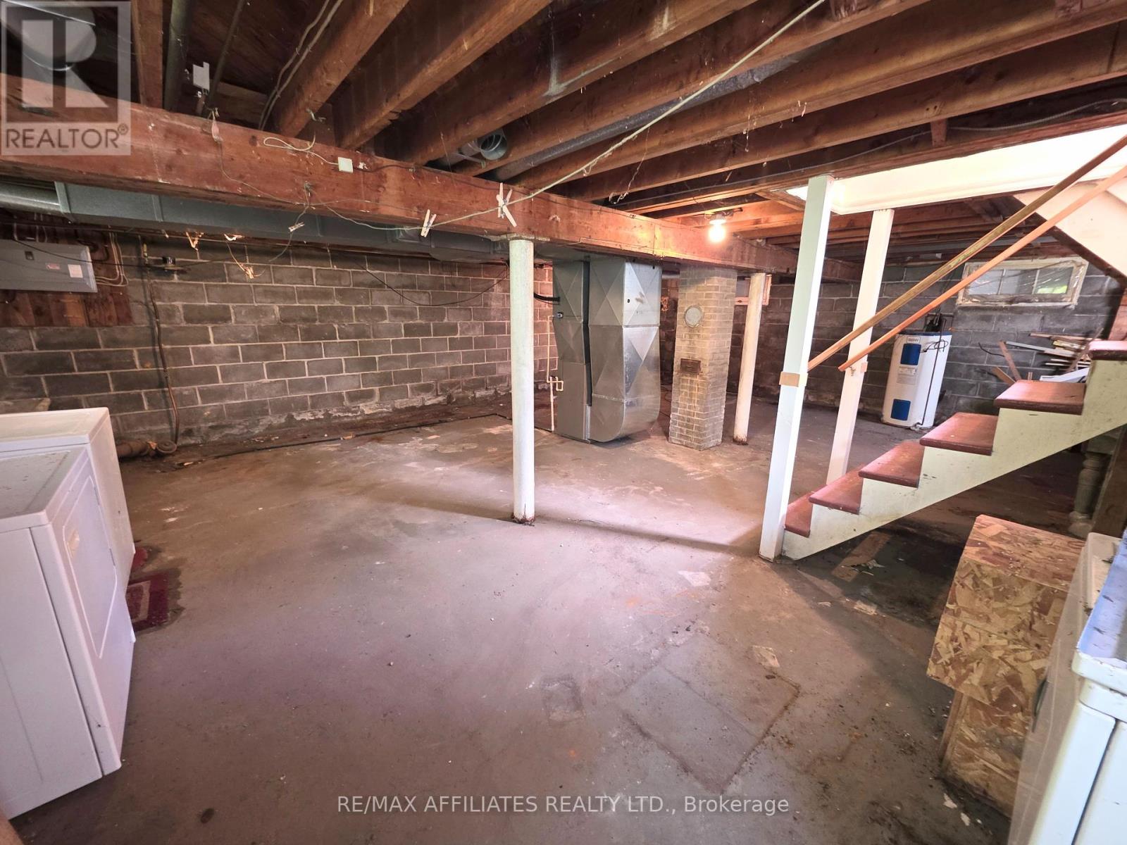 41 Elgin Street W, Smiths Falls, Ontario  K7A 3C5 - Photo 32 - X12412030