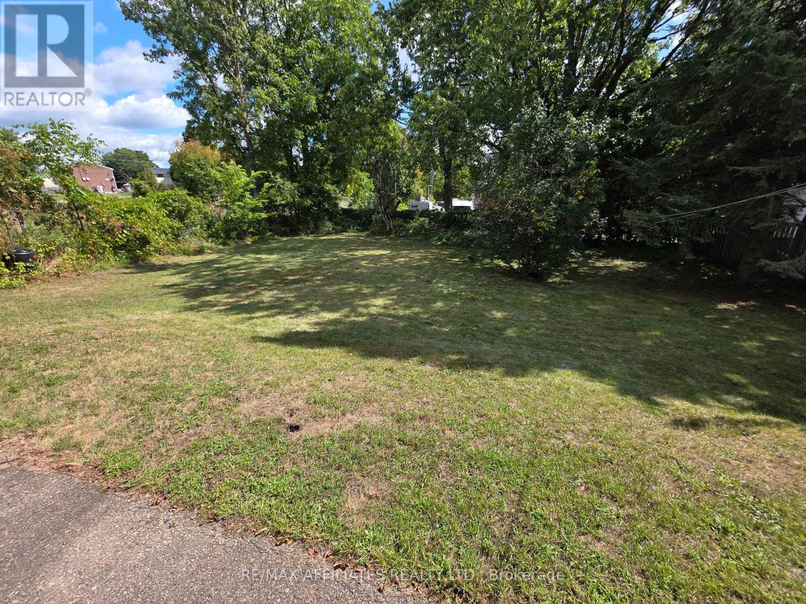 41 Elgin Street W, Smiths Falls, Ontario  K7A 3C5 - Photo 43 - X12412030