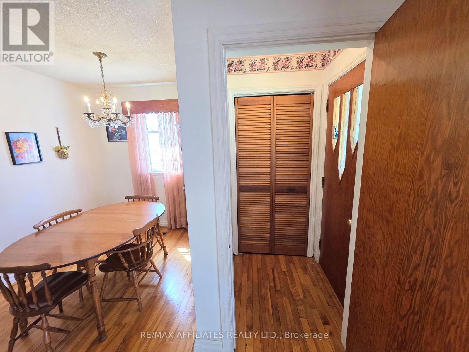 41 Elgin Street W, Smiths Falls, Ontario  K7A 3C5 - Photo 6 - X12412030
