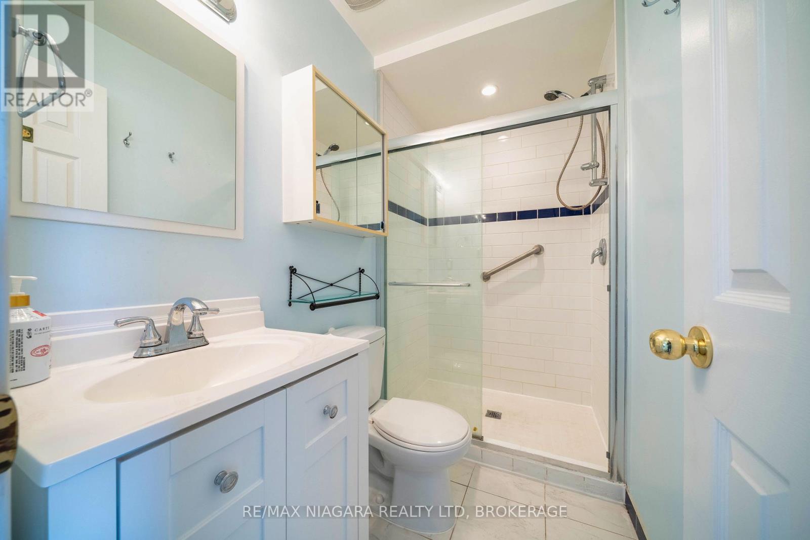 26 Crestcombe Road, St. Catharines, Ontario  L2S 2J4 - Photo 22 - X12411894