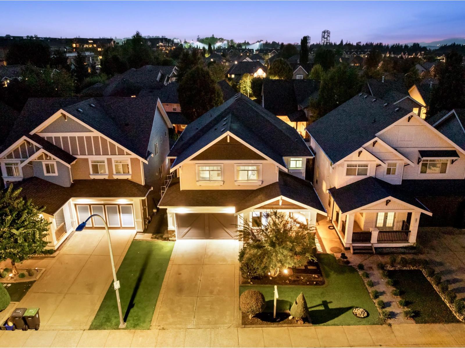 8343 209a Street, Langley, British Columbia  V2Y 0A5 - Photo 3 - R3048856