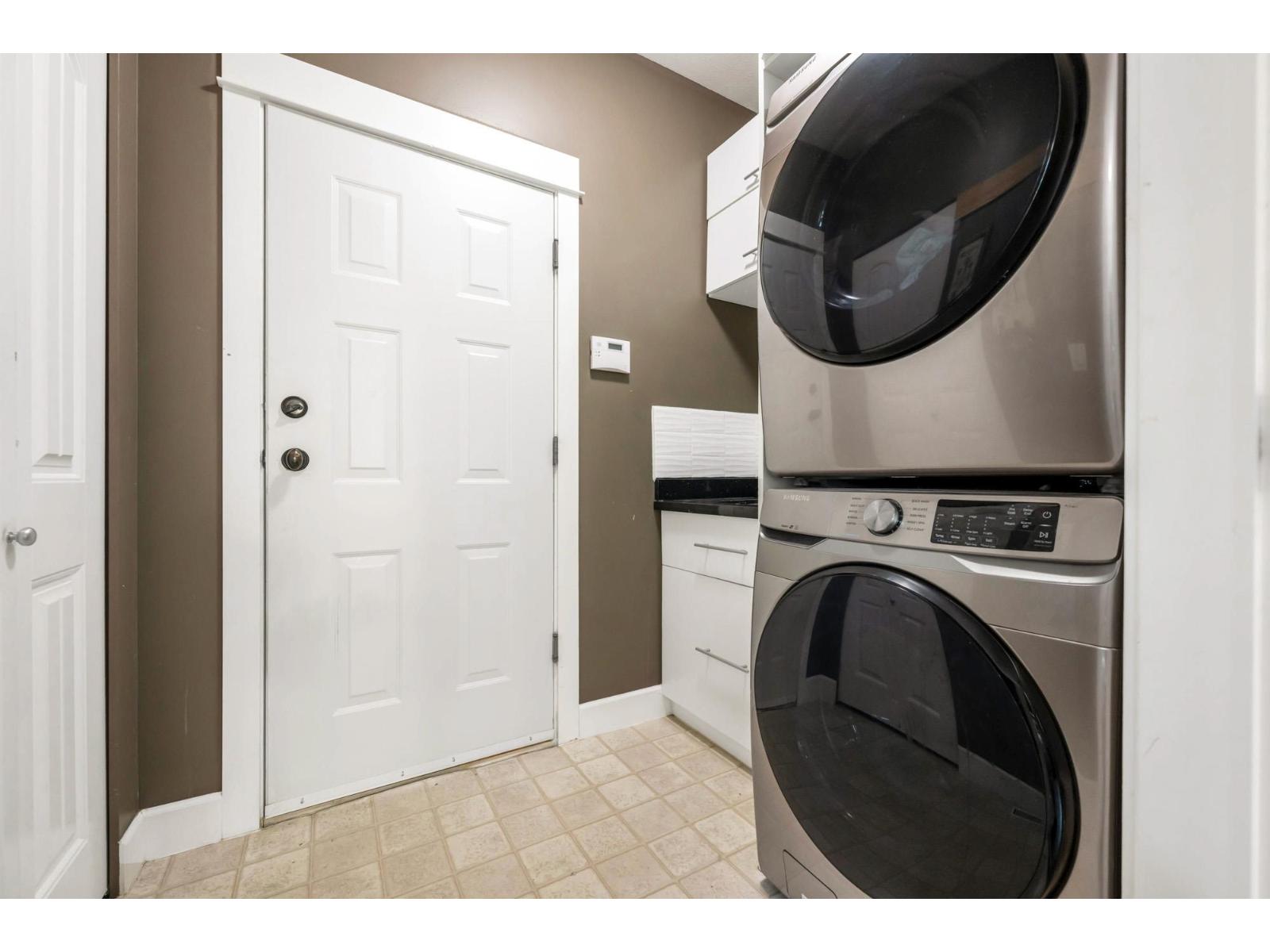 8343 209a Street, Langley, British Columbia  V2Y 0A5 - Photo 15 - R3048856