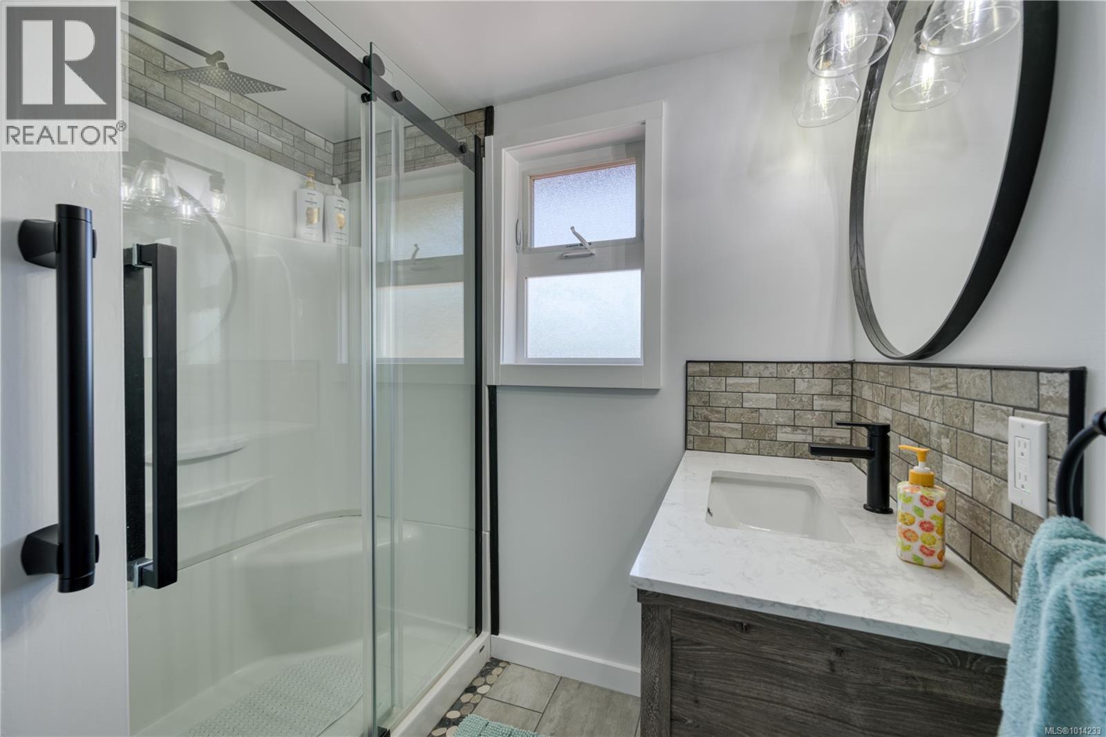 1875 Broughton Blvd, Port Mcneill, British Columbia  V0N 2R0 - Photo 13 - 1014233