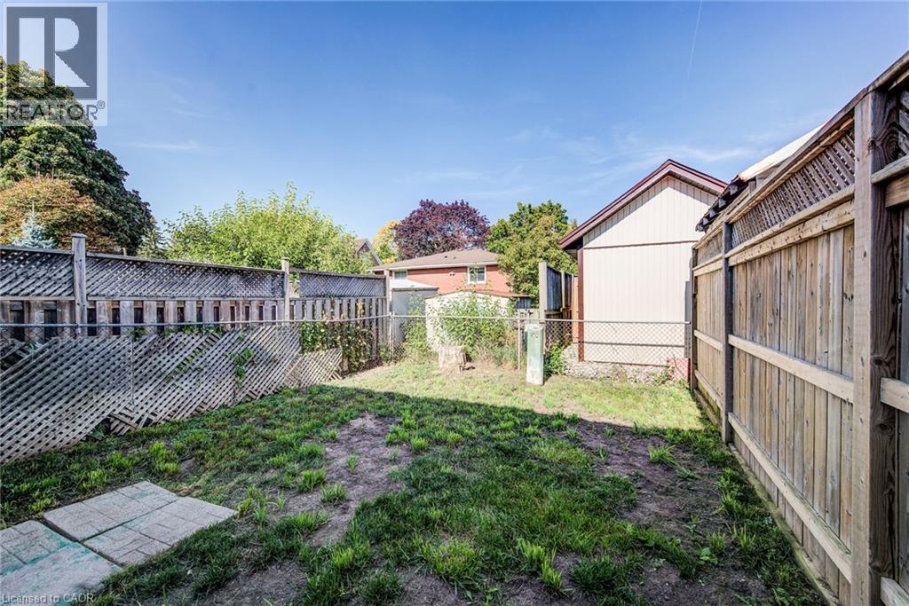 58 Obermeyer Drive, Kitchener, Ontario  N2A 1P6 - Photo 40 - 40770362