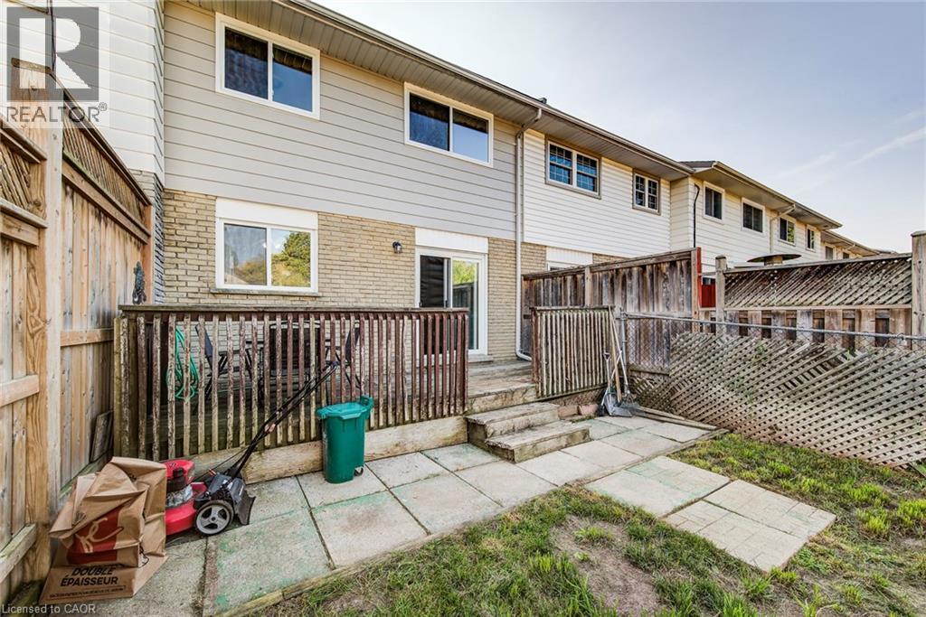 58 Obermeyer Drive, Kitchener, Ontario  N2A 1P6 - Photo 34 - 40770362
