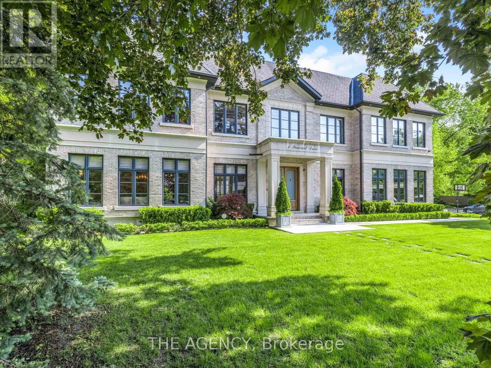 1 Suncrest Drive, Toronto, Ontario  M3C 2L1 - Photo 2 - C12411752