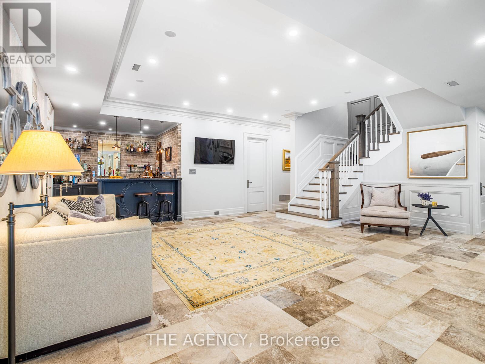 1 Suncrest Drive, Toronto, Ontario  M3C 2L1 - Photo 26 - C12411752
