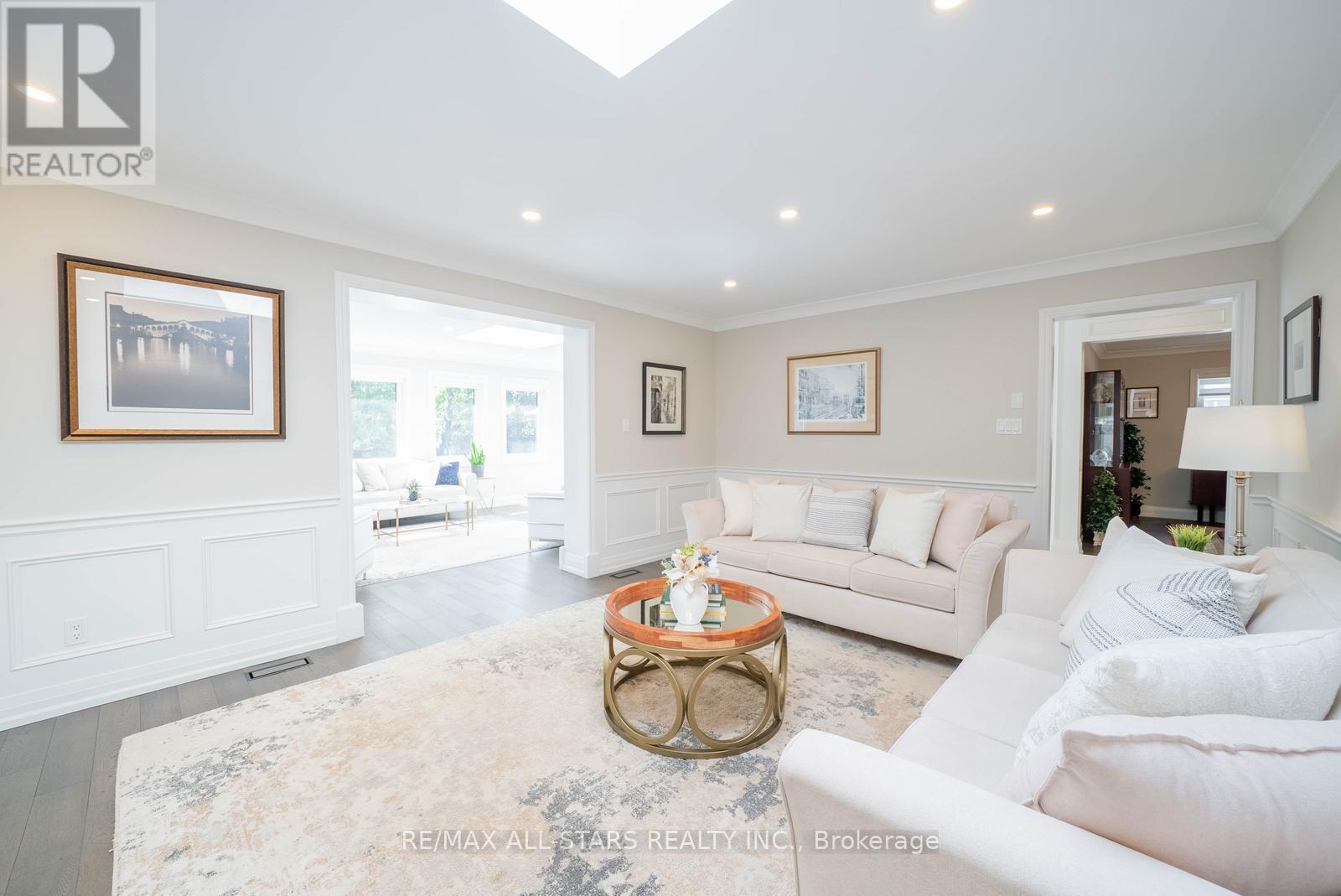 28 Cobblestone Drive, Toronto (Don Valley Village), Ontario  M2J 2X7 - Photo 17 - C12411797