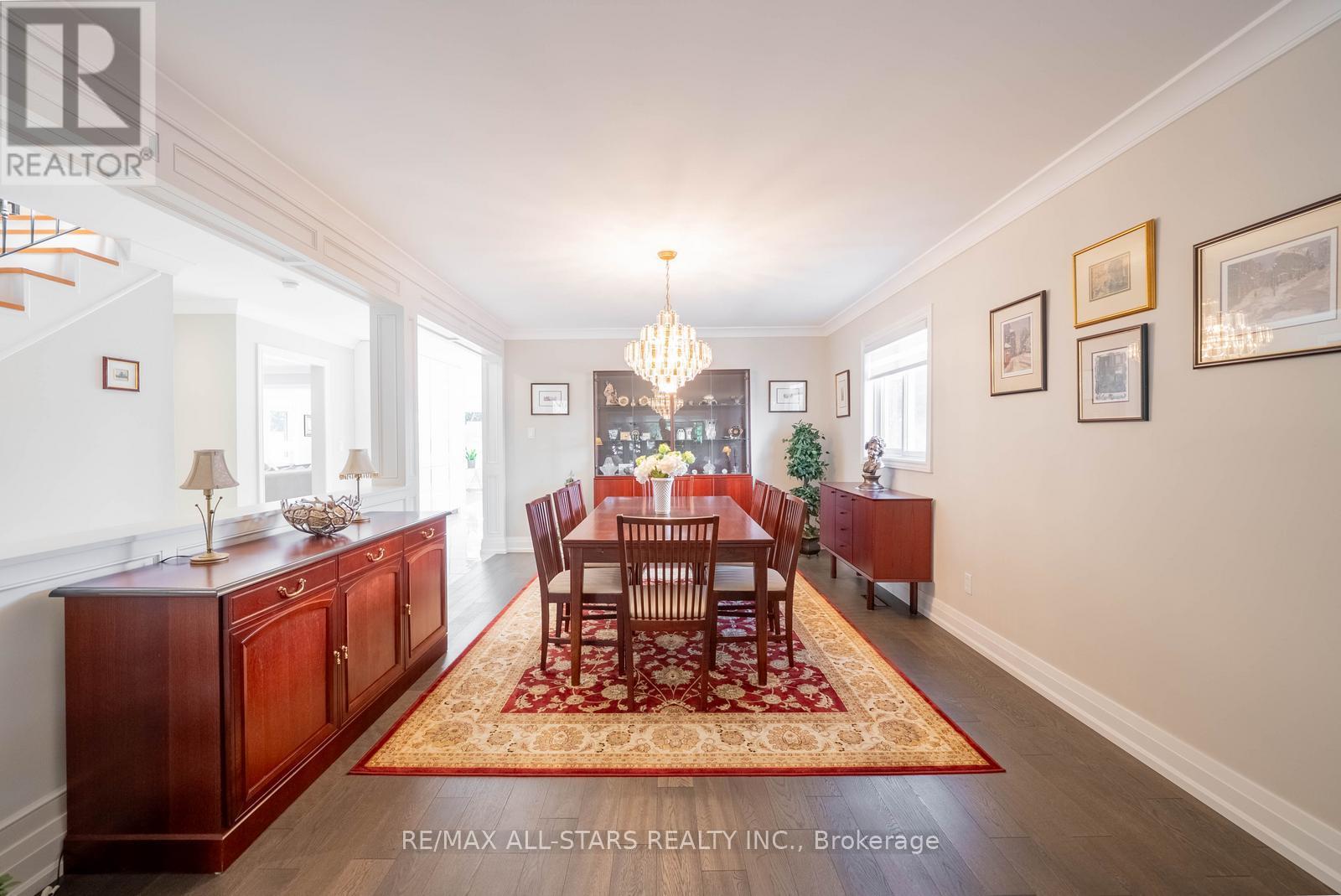 28 Cobblestone Drive, Toronto (Don Valley Village), Ontario  M2J 2X7 - Photo 19 - C12411797