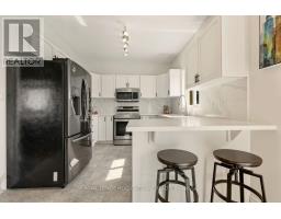 304 TEETZEL DRIVE, Milton, Ontario