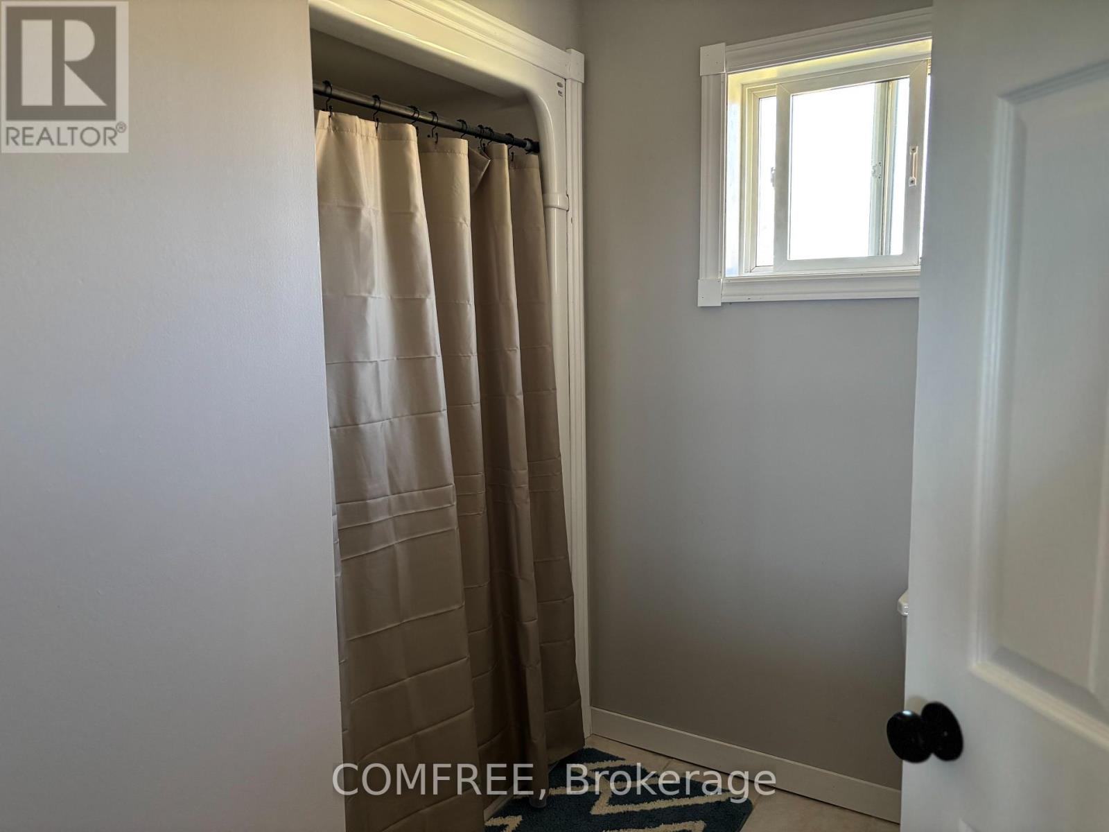 25 Mcgregor Court, Southgate, Ontario  N0C 1B0 - Photo 25 - X12379056