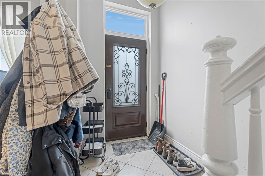 26 Madison Avenue, Hamilton, Ontario  L8L 5Y3 - Photo 6 - 40770753