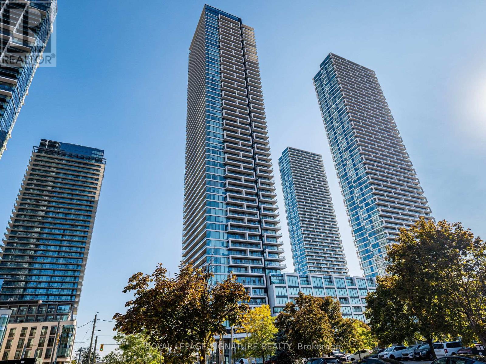 601 - 950 PORTAGE PARKWAY, Vaughan, Ontario