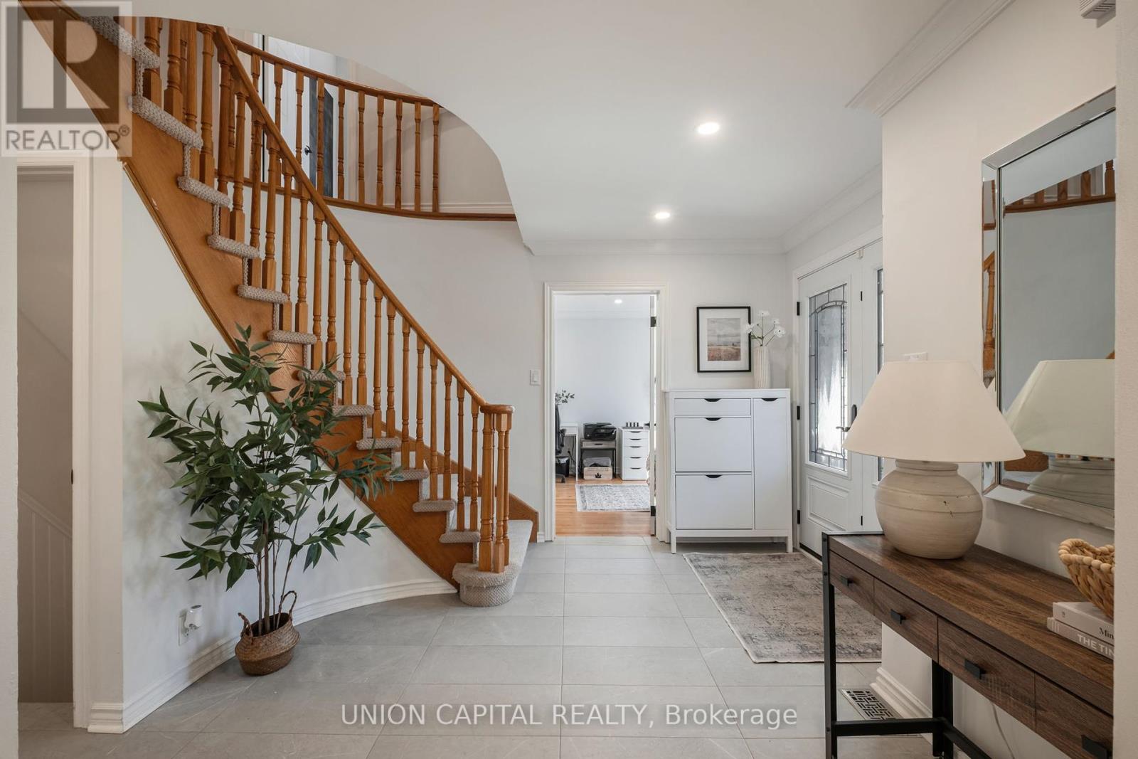 12 Summerfield Avenue, Whitchurch-Stouffville, Ontario  L4A 8B8 - Photo 10 - N12411794