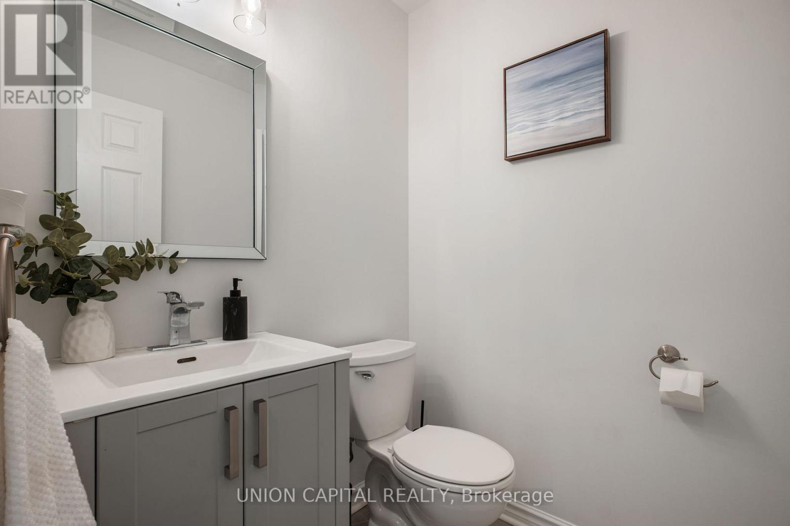 12 Summerfield Avenue, Whitchurch-Stouffville, Ontario  L4A 8B8 - Photo 21 - N12411794