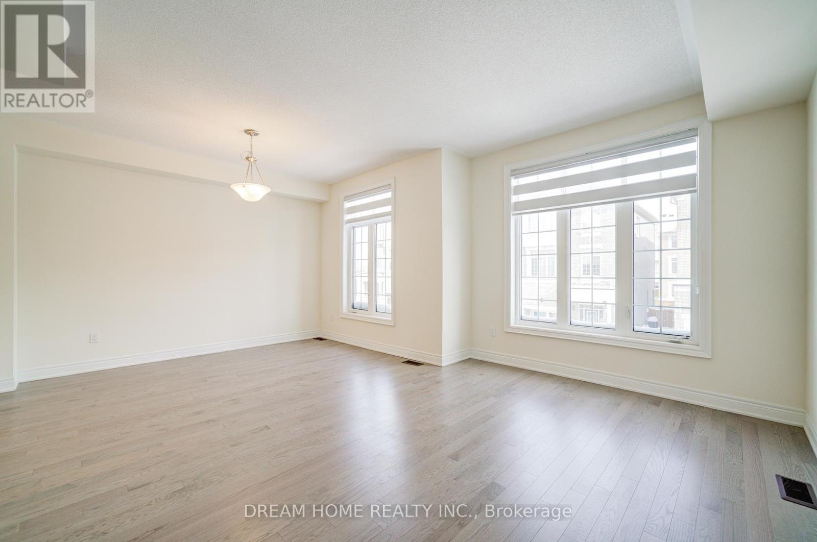 22 Thomas Hope Lane, Markham, Ontario  L3S 0E9 - Photo 28 - N12411812