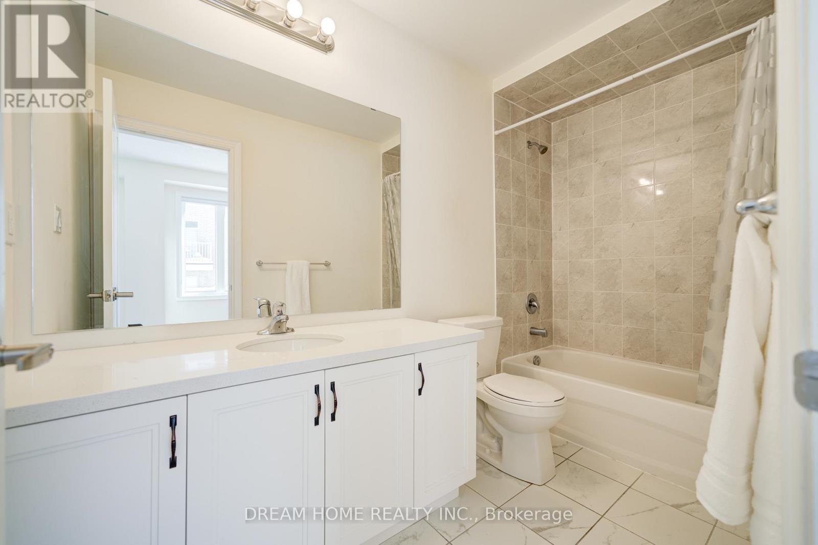 22 Thomas Hope Lane, Markham, Ontario  L3S 0E9 - Photo 33 - N12411812