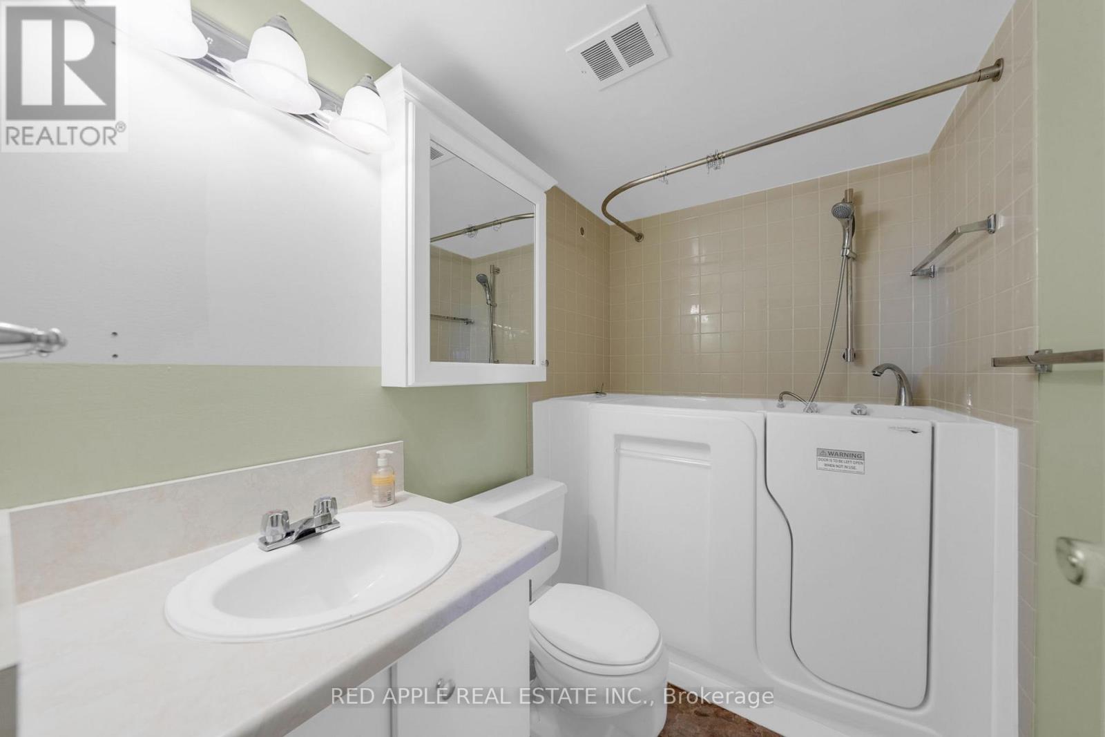 807 - 50 Baif Boulevard, Richmond Hill, Ontario  L4C 5L1 - Photo 16 - N12411830