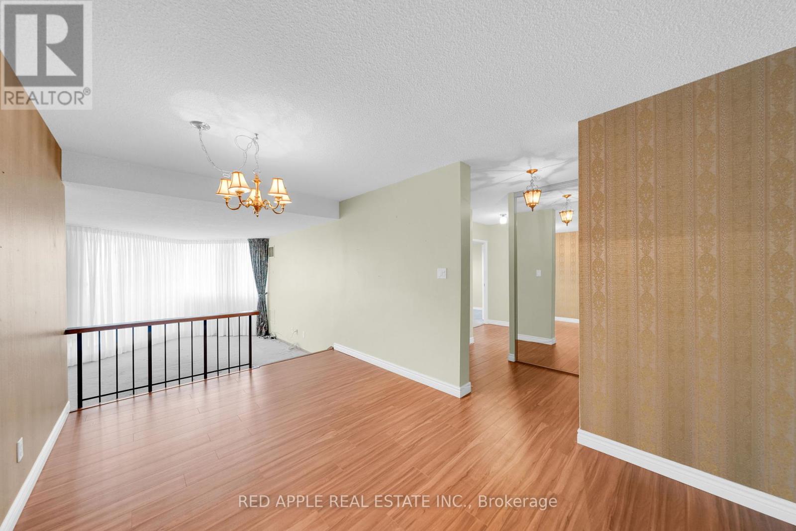 807 - 50 Baif Boulevard, Richmond Hill, Ontario  L4C 5L1 - Photo 5 - N12411830