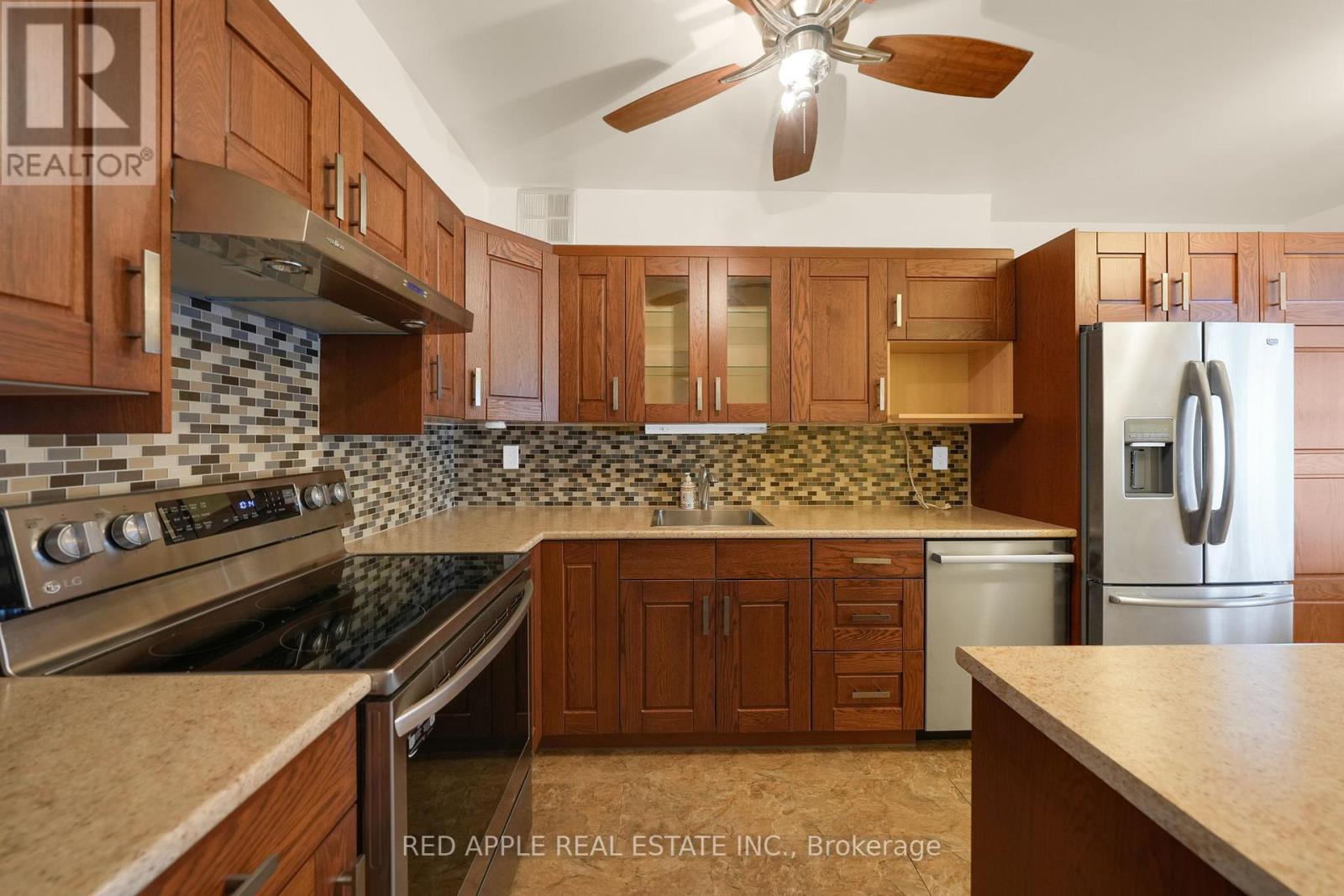 807 - 50 Baif Boulevard, Richmond Hill, Ontario  L4C 5L1 - Photo 7 - N12411830