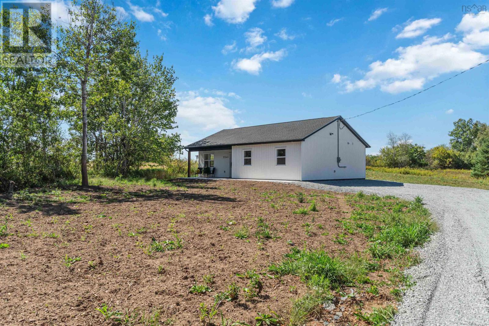 2543 Highway 215, Upper Burlington, Nova Scotia  B0N 2A0 - Photo 2 - 202522507