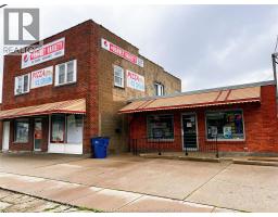 42 HARVEY STREET, Chatham, Ontario