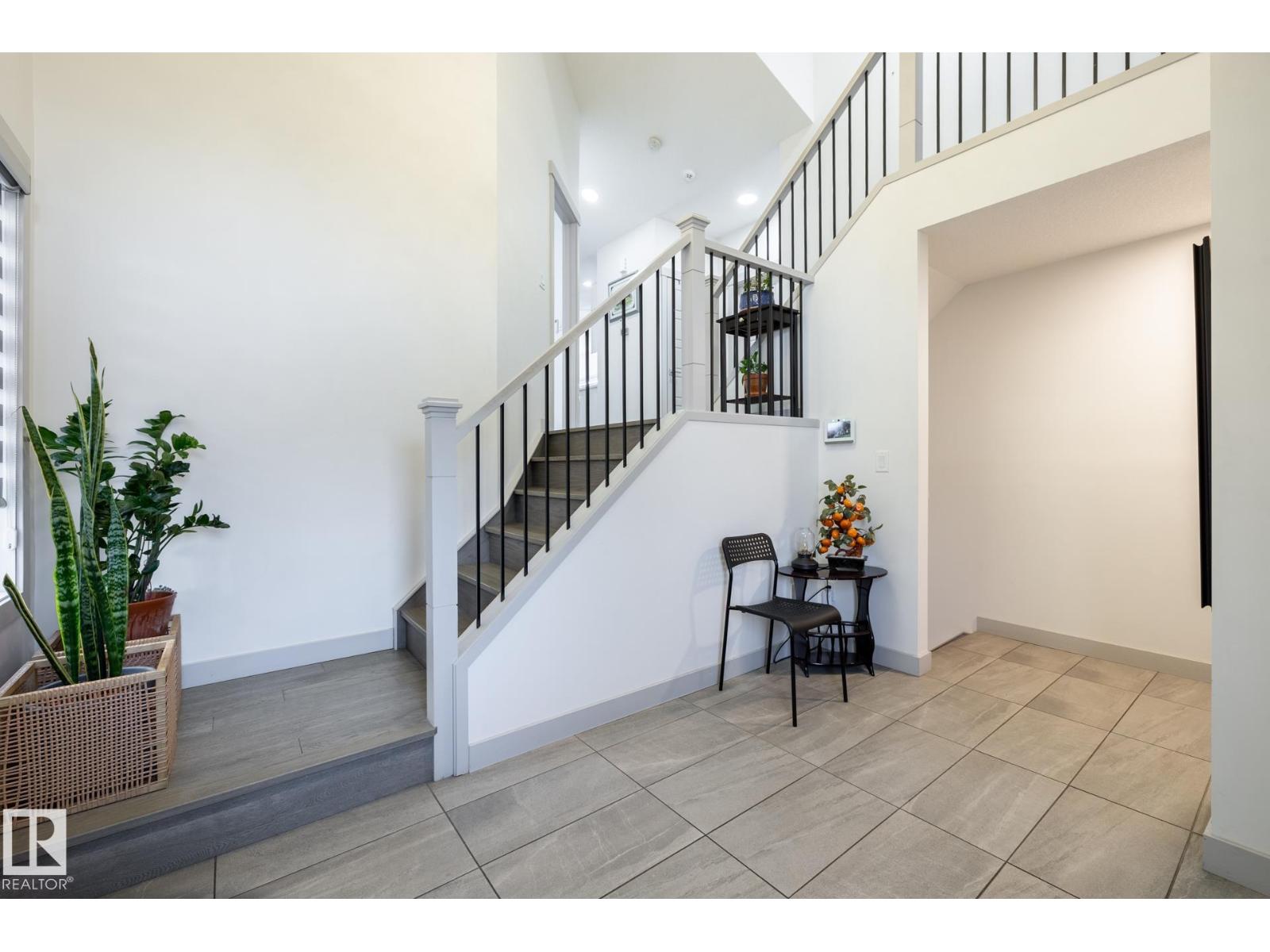 2548 Wonnacott Lo Sw, Edmonton, Alberta  T6X 2K6 - Photo 2 - E4458297
