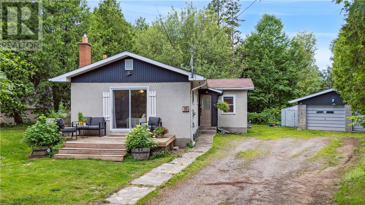 11 Michael Avenue, Lively, Ontario  P3Y 1N1 - Photo 1 - 2124790