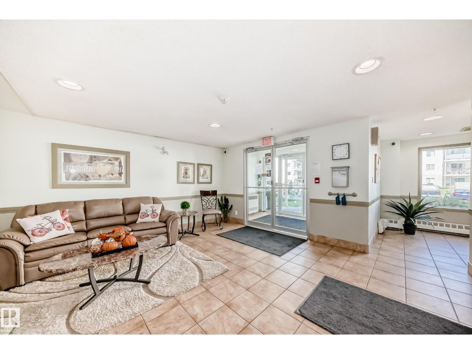 #409 4700 43 Av, Stony Plain, Alberta  T7Z 2S6 - Photo 3 - E4458304