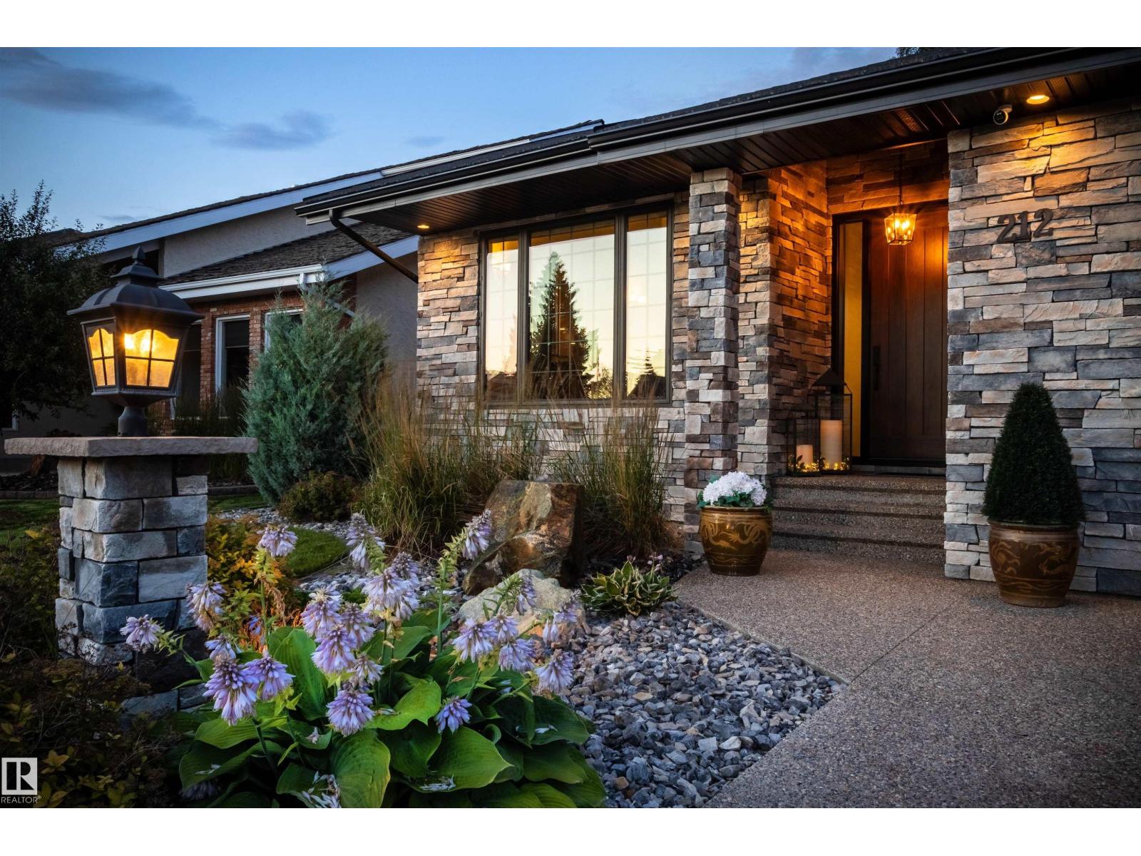 212 Wolf Ridge Cl Nw Nw, Edmonton, Alberta  T5T 5M7 - Photo 4 - E4458307