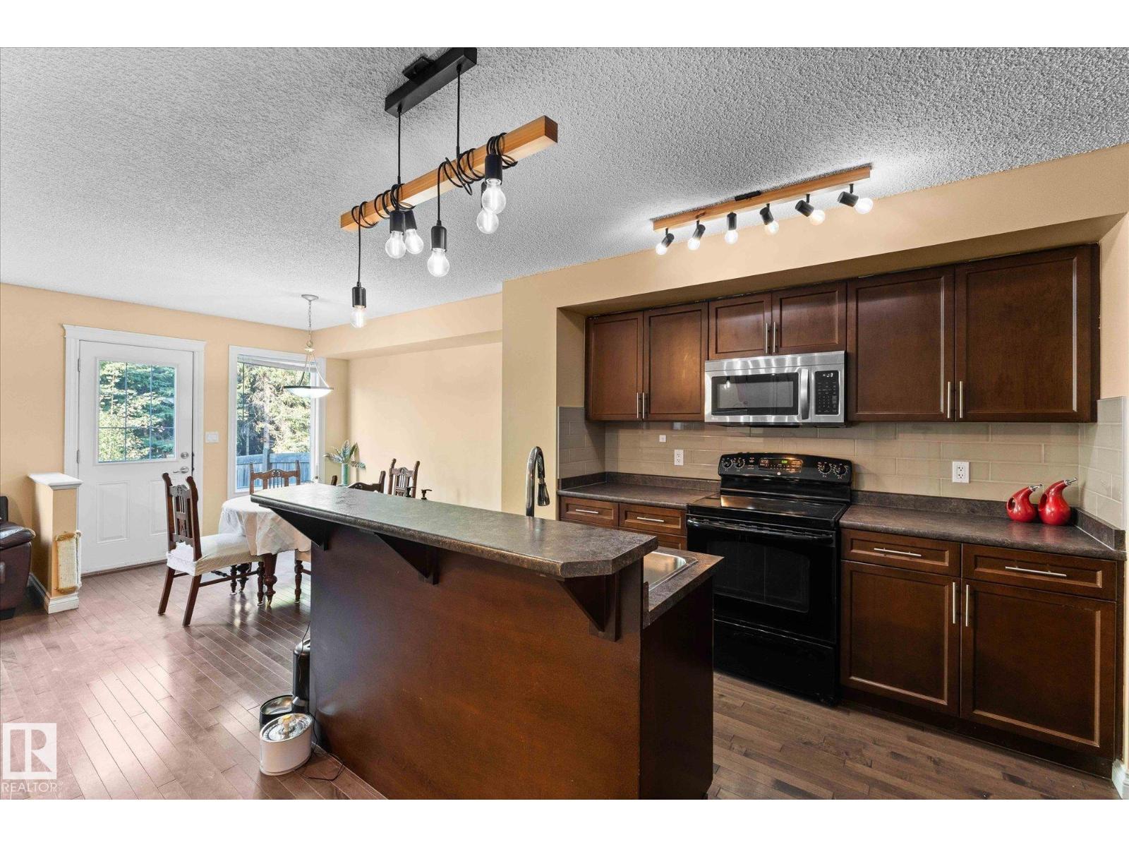 70 Hamilton Co, Spruce Grove, Alberta  T7X 0K4 - Photo 3 - E4458308