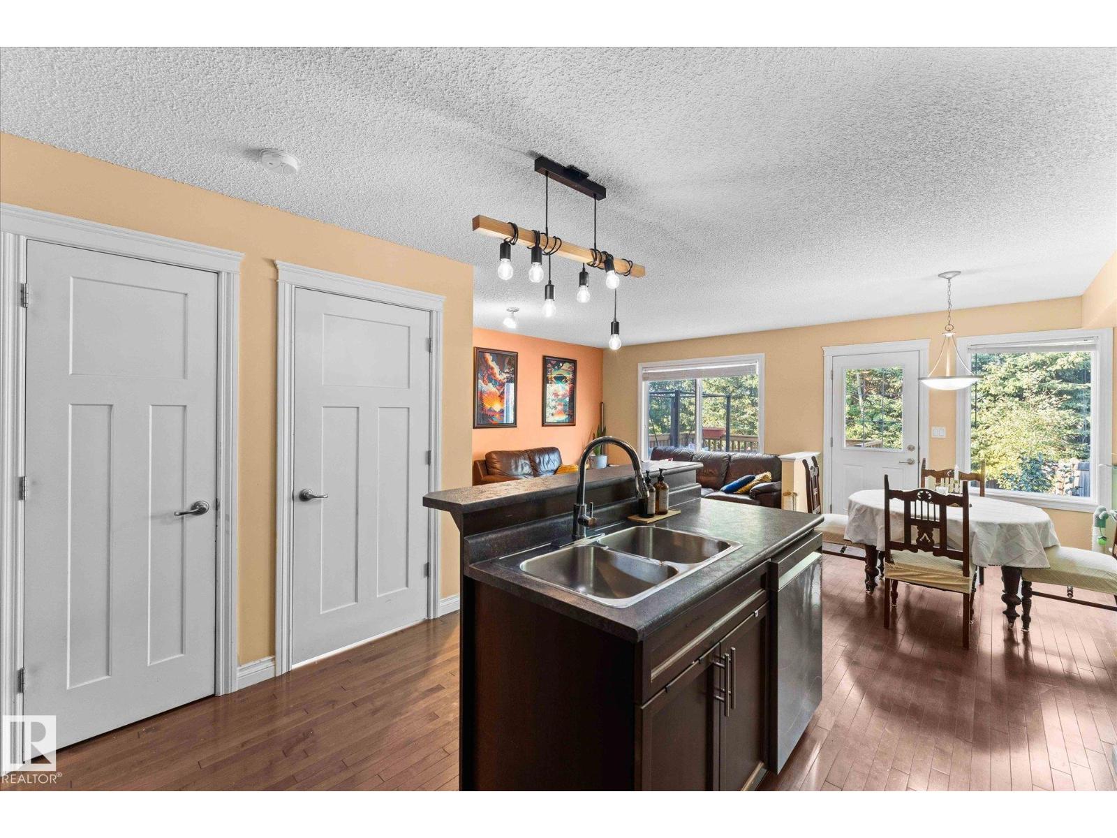 70 Hamilton Co, Spruce Grove, Alberta  T7X 0K4 - Photo 4 - E4458308